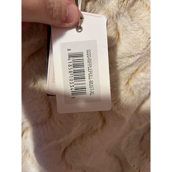 Simply Southern Women's XLarge 1/4 Zipper Sweatshirt Pullover Soft Fuzzy Cream - Picture 3 of 5